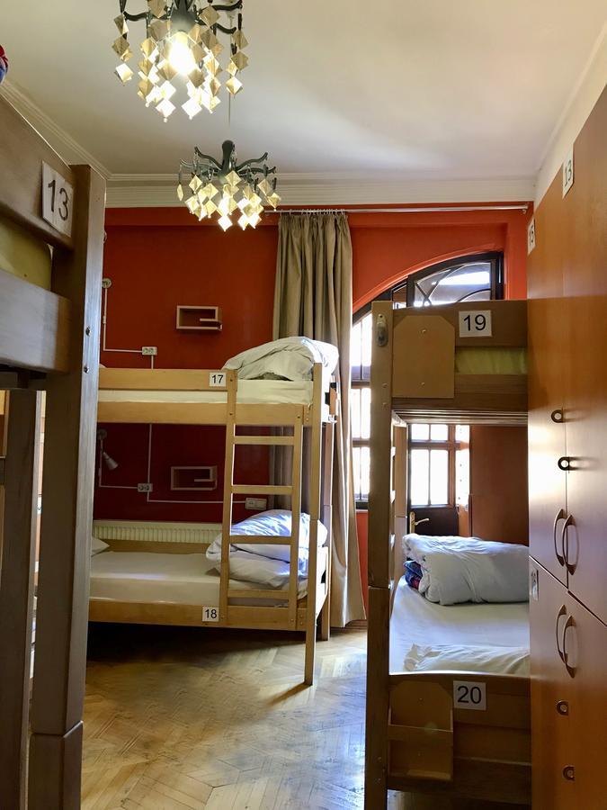 Envoy Hostel Tbilisi Bagian luar foto